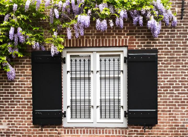 Volet bois sur mesure Nîmes
